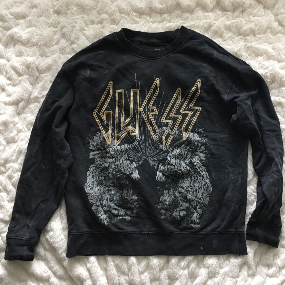 Guess sweatshirt